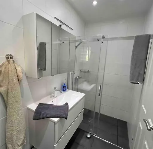 Apartment Schoenes 2 An Der Stadt Grenze Mit Klimaanlage *