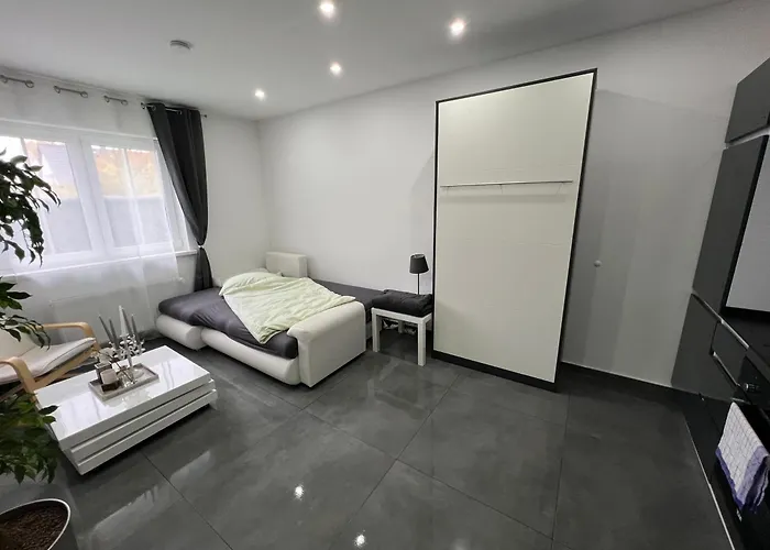 Schoenes 2 An Der Stadt Grenze Mit Klimaanlage Apartment *